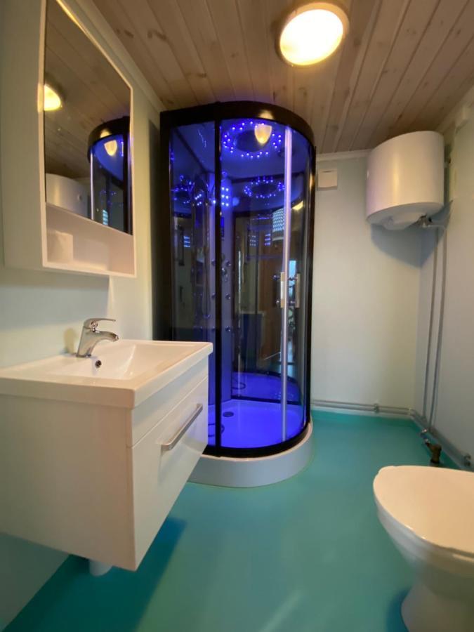 Visitor Stugby Hotell Håverud Eksteriør bilde